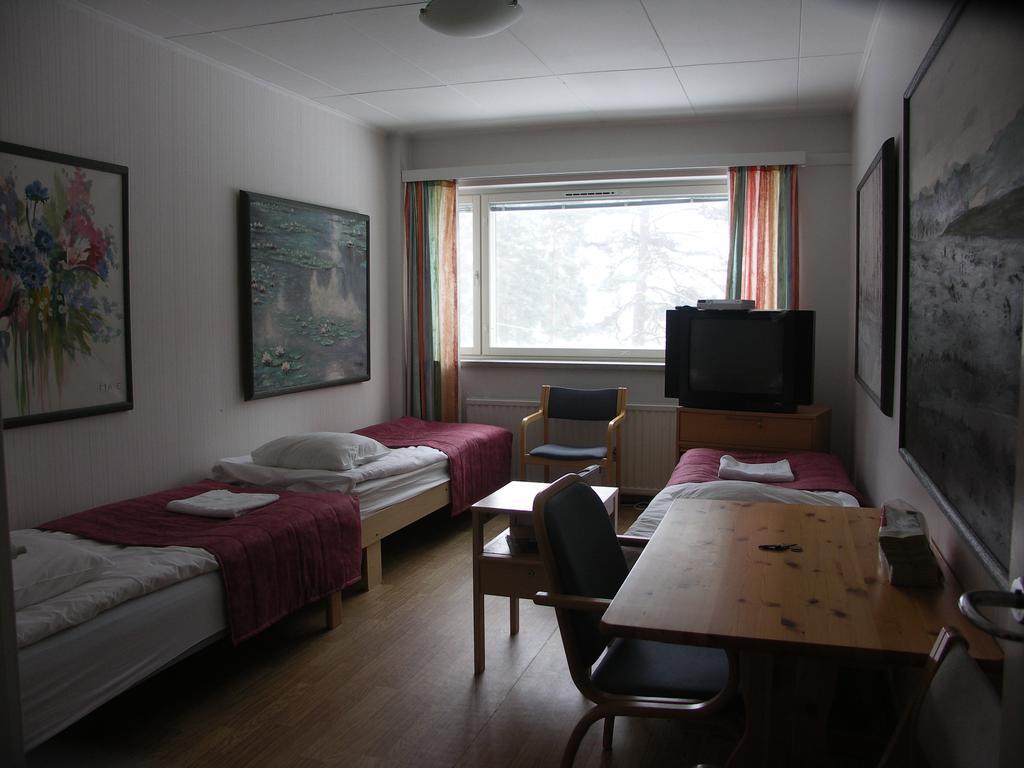Asuntohotelli Hotel Petkele Гаміна Номер фото